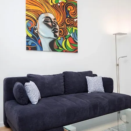 Victoria Altstadt Suites Aparthotel 3*