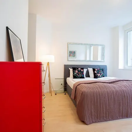 Victoria Altstadt Suites アパートホテル 3*