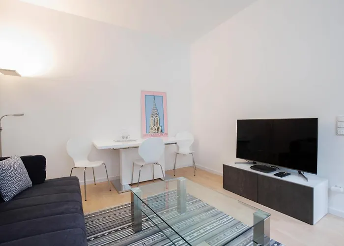 Victoria Altstadt Suites Aparthotel